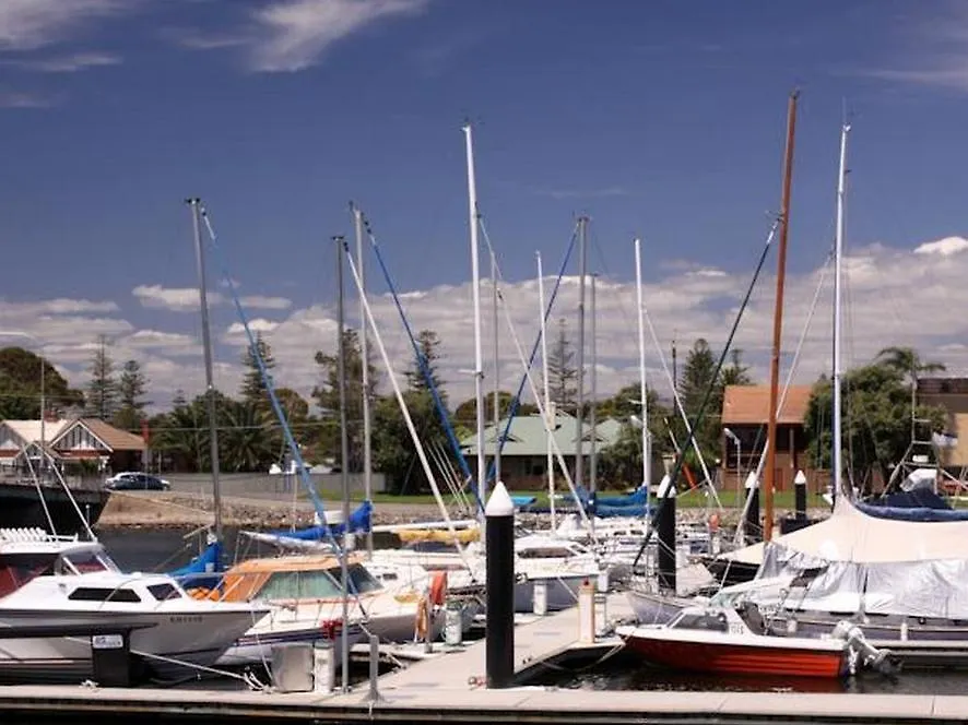 Bayswaterfront Apartments Adelaide