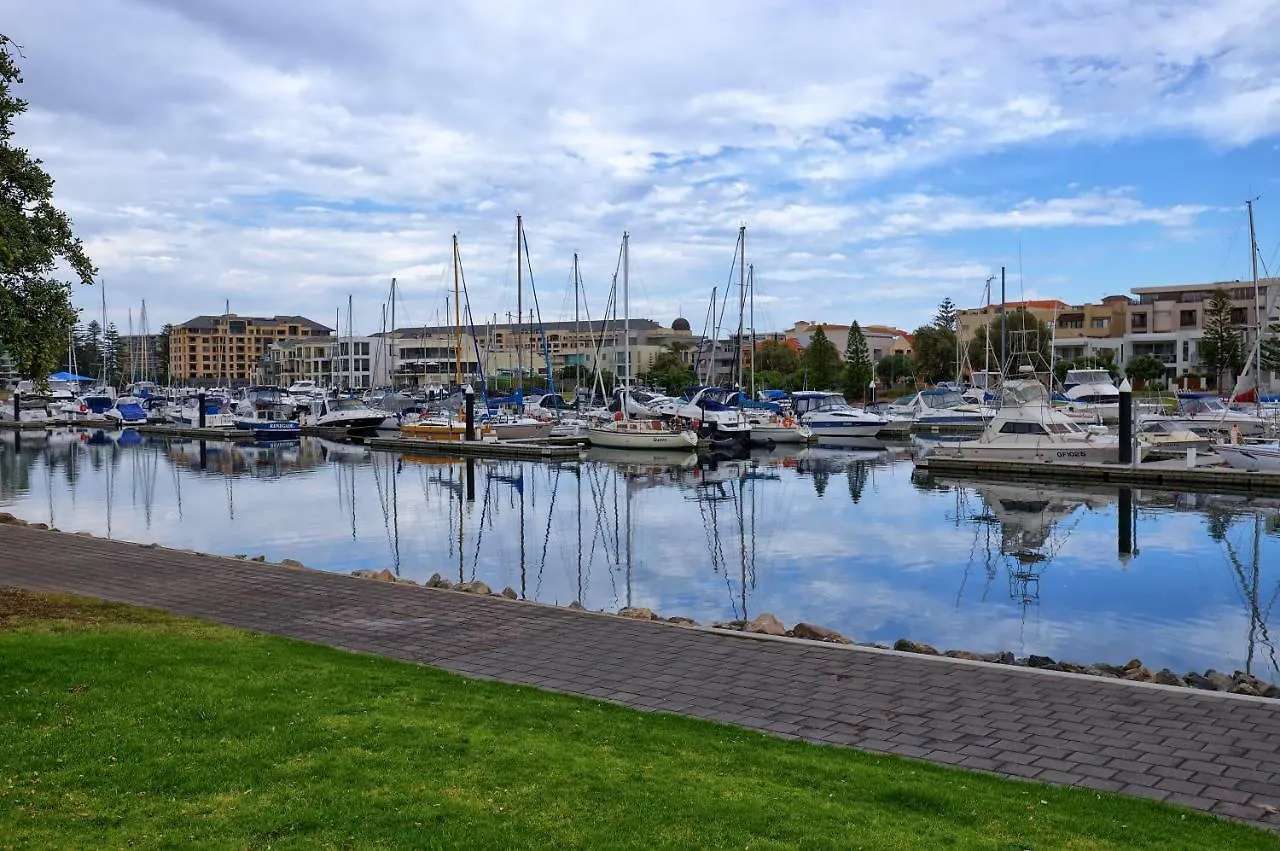 Bayswaterfront Apartments Adelaide Australia
